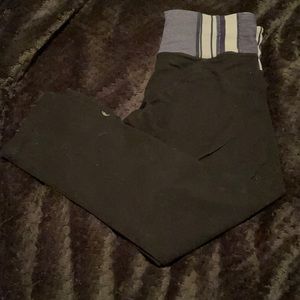 Reversible cropped leggings